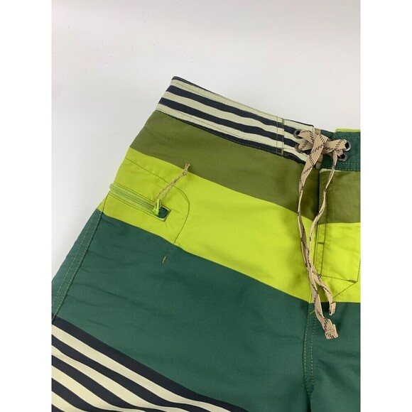 Patagonia Wavefarer Board Shorts 86558 Fitz Stripe Willow Herb Green Mens 32 - Picture 2 of 11